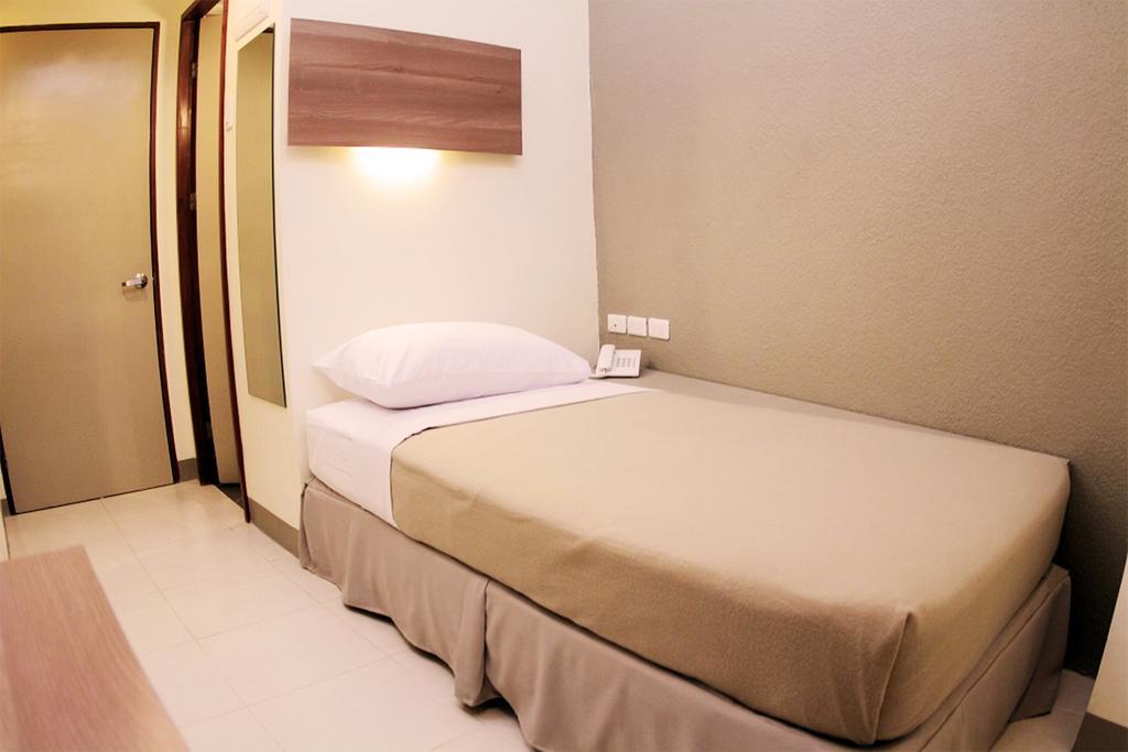 เดอะเซนเตอร์ สวีท Hotel Cebu ภายนอก รูปภาพ