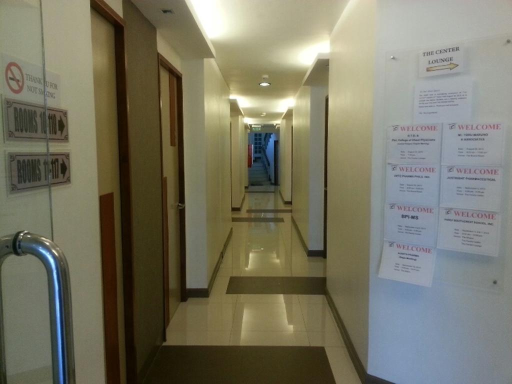 เดอะเซนเตอร์ สวีท Hotel Cebu ภายนอก รูปภาพ