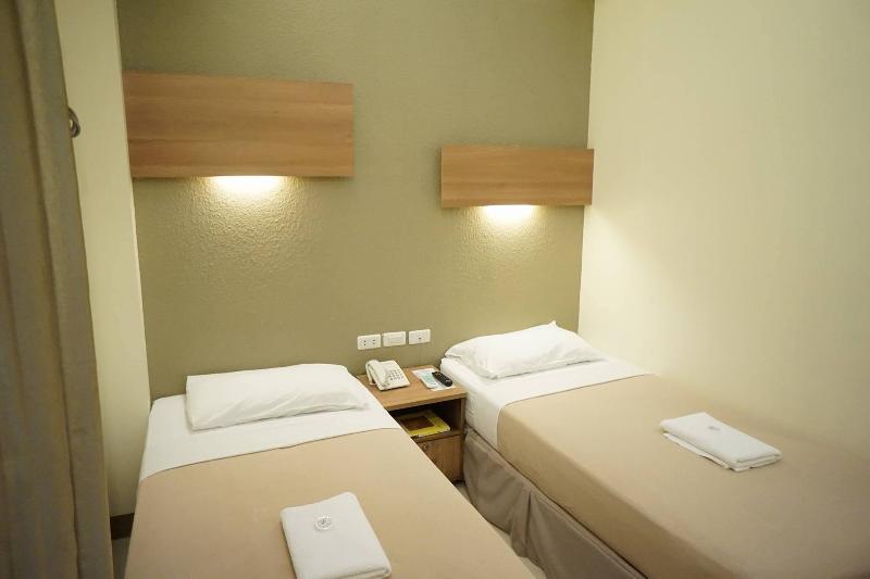 เดอะเซนเตอร์ สวีท Hotel Cebu ภายนอก รูปภาพ