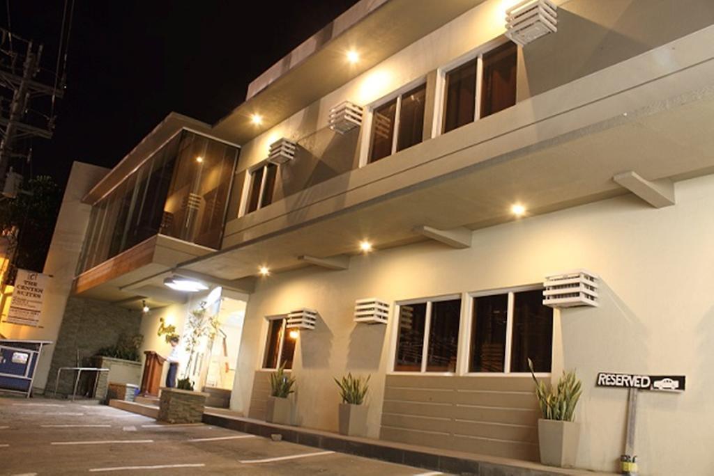 เดอะเซนเตอร์ สวีท Hotel Cebu ภายนอก รูปภาพ