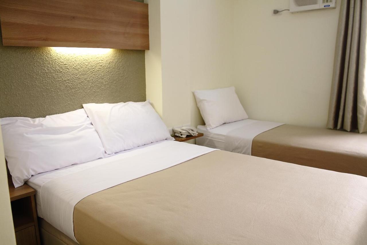 เดอะเซนเตอร์ สวีท Hotel Cebu ภายนอก รูปภาพ